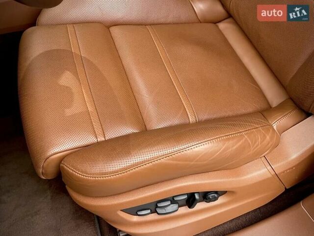 Бежевий Порше Cayenne, об'ємом двигуна 3 л та пробігом 28 тис. км за 98500 $, фото 37 на Automoto.ua