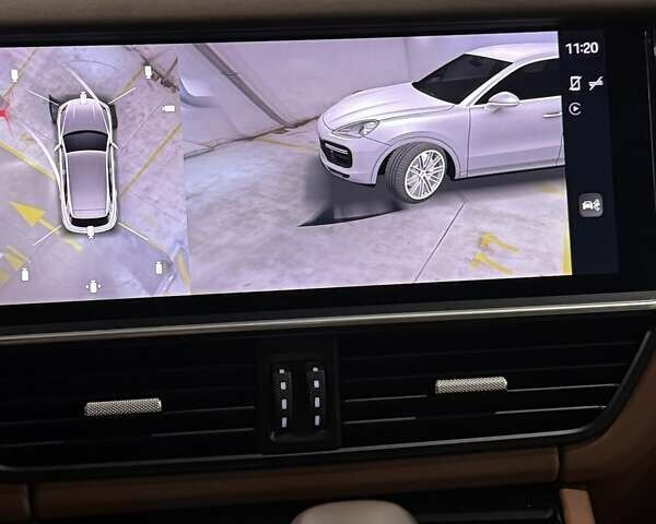 Бежевый Порше Каен, объемом двигателя 3 л и пробегом 22 тыс. км за 139000 $, фото 27 на Automoto.ua