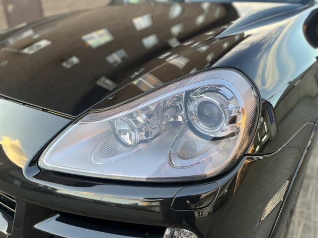 Чорний Порше Cayenne, об'ємом двигуна 3.6 л та пробігом 232 тис. км за 12500 $, фото 4 на Automoto.ua