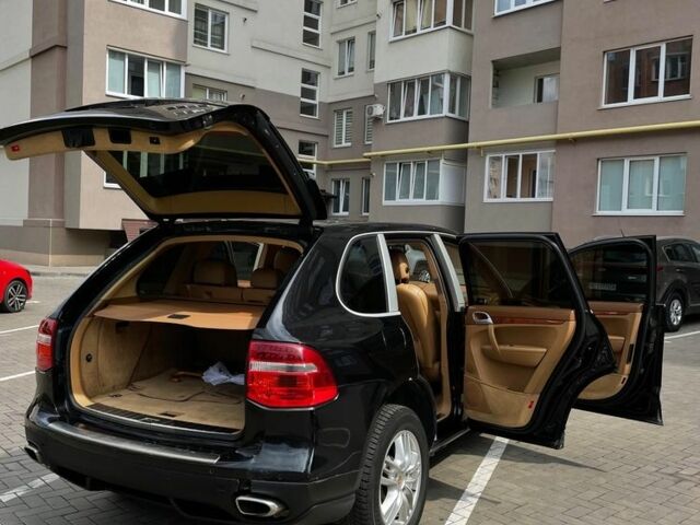 Черный Порше Каен, объемом двигателя 4.8 л и пробегом 5 тыс. км за 9500 $, фото 2 на Automoto.ua