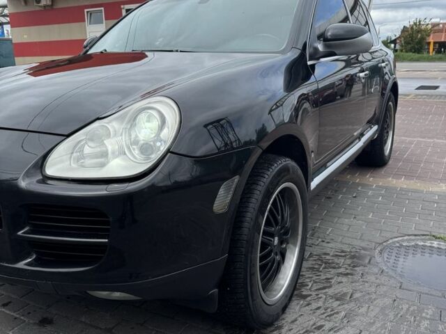 Чорний Порше Cayenne, об'ємом двигуна 4.5 л та пробігом 232 тис. км за 6100 $, фото 23 на Automoto.ua