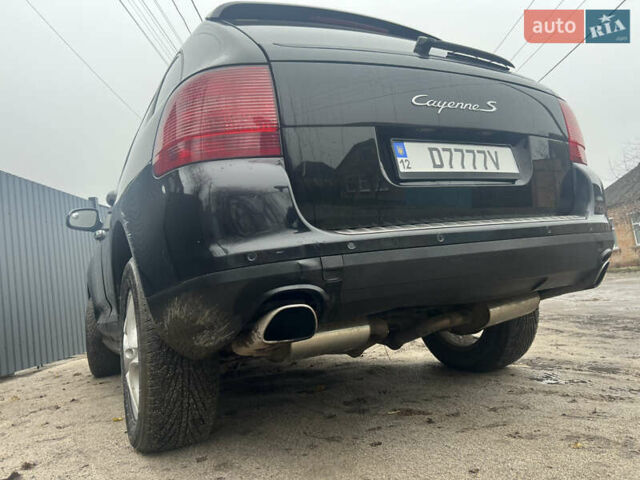 Черный Порше Каен, объемом двигателя 4.5 л и пробегом 240 тыс. км за 6700 $, фото 4 на Automoto.ua