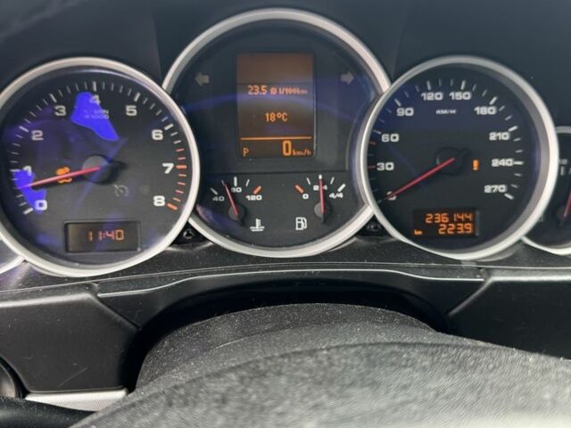 Чорний Порше Cayenne, об'ємом двигуна 4.5 л та пробігом 232 тис. км за 6100 $, фото 13 на Automoto.ua