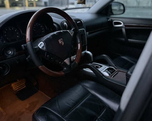 Чорний Порше Cayenne, об'ємом двигуна 3.2 л та пробігом 241 тис. км за 5999 $, фото 20 на Automoto.ua