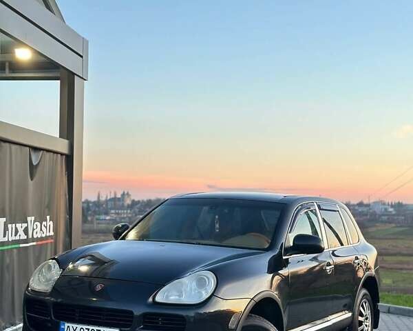 Чорний Порше Cayenne, об'ємом двигуна 4.5 л та пробігом 250 тис. км за 4850 $, фото 3 на Automoto.ua