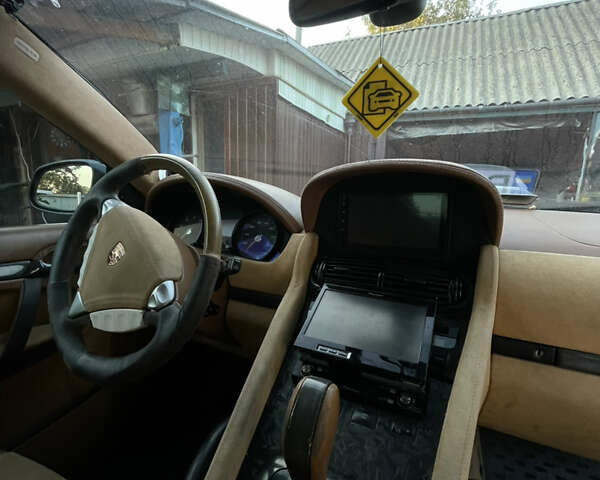 Порше Cayenne 2004 у Полтаві на Automoto.ua Чорний Порше Cayenne, об'ємом двигуна 4.5 л та пробігом 222 тис. км за 8500 $, фото 5 на Automoto.ua