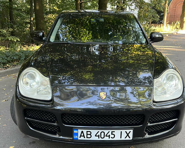 Чорний Порше Cayenne, об'ємом двигуна 4.51 л та пробігом 350 тис. км за 8500 $, фото 2 на Automoto.ua