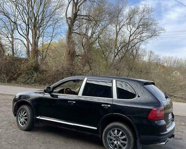 Чорний Порше Cayenne, об'ємом двигуна 4.5 л та пробігом 250 тис. км за 4850 $, фото 39 на Automoto.ua