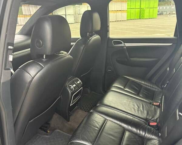 Чорний Порше Cayenne, об'ємом двигуна 4.5 л та пробігом 270 тис. км за 8500 $, фото 8 на Automoto.ua