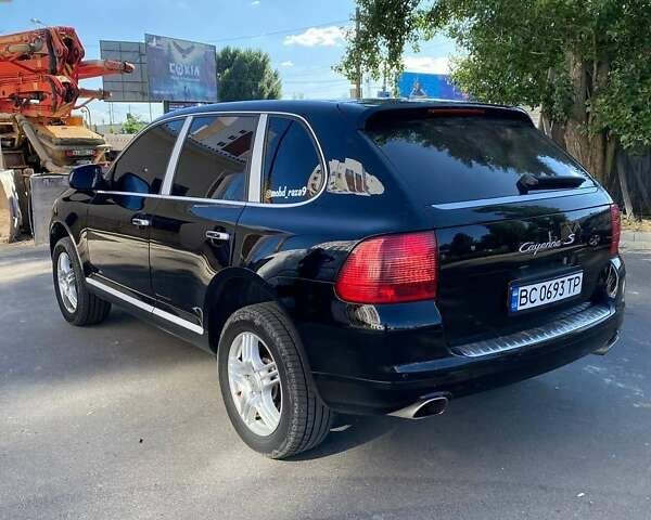 Черный Порше Каен, объемом двигателя 4.51 л и пробегом 166 тыс. км за 6500 $, фото 9 на Automoto.ua