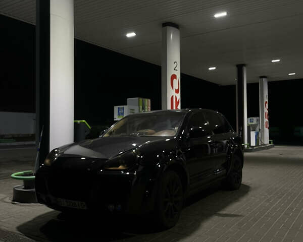 Порше Cayenne 2004 у Полтаві на Automoto.ua Чорний Порше Cayenne, об'ємом двигуна 4.5 л та пробігом 222 тис. км за 8500 $, фото 3 на Automoto.ua