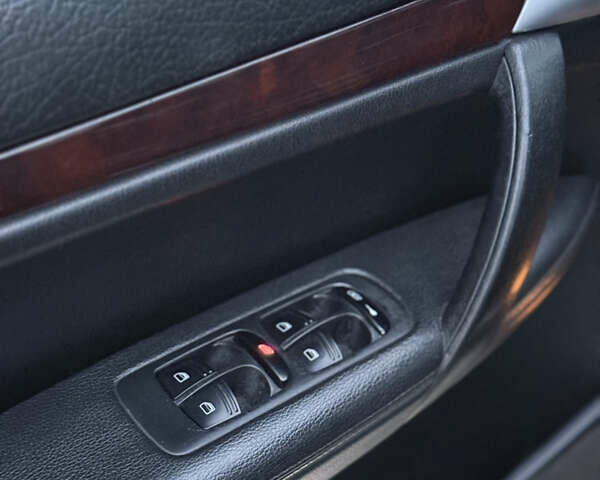 Чорний Порше Cayenne, об'ємом двигуна 3.2 л та пробігом 241 тис. км за 5999 $, фото 18 на Automoto.ua