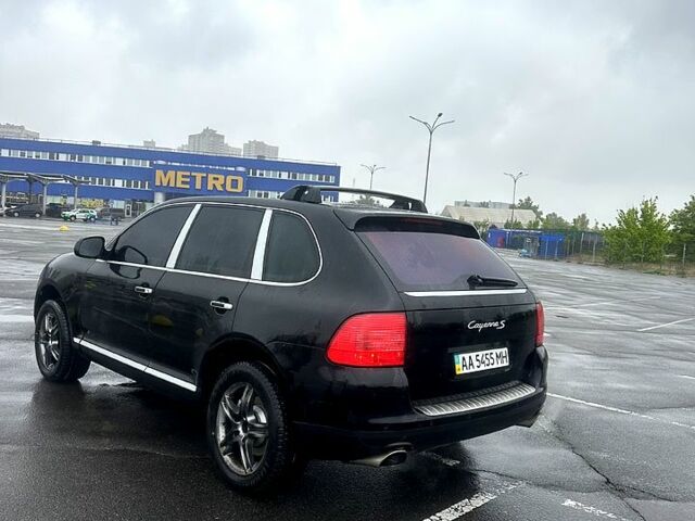 Черный Порше Каен, объемом двигателя 4.5 л и пробегом 235 тыс. км за 5999 $, фото 4 на Automoto.ua