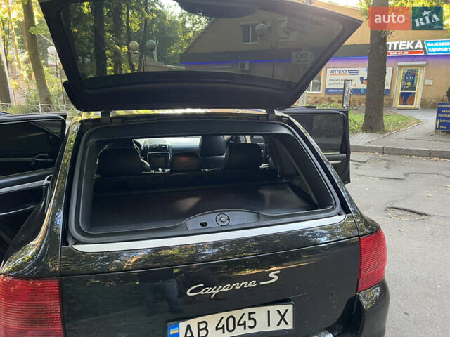 Чорний Порше Cayenne, об'ємом двигуна 4.51 л та пробігом 350 тис. км за 8500 $, фото 27 на Automoto.ua