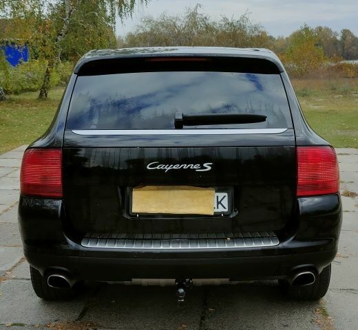 Порше Каен 2005 в Кременчуге на Automoto.ua Черный Порше Каен, объемом двигателя 4.5 л и пробегом 200 тыс. км за 6216 $, фото 10 на Automoto.ua