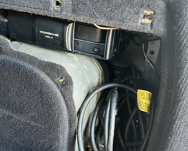 Черный Порше Каен, объемом двигателя 4.5 л и пробегом 378 тыс. км за 8200 $, фото 30 на Automoto.ua