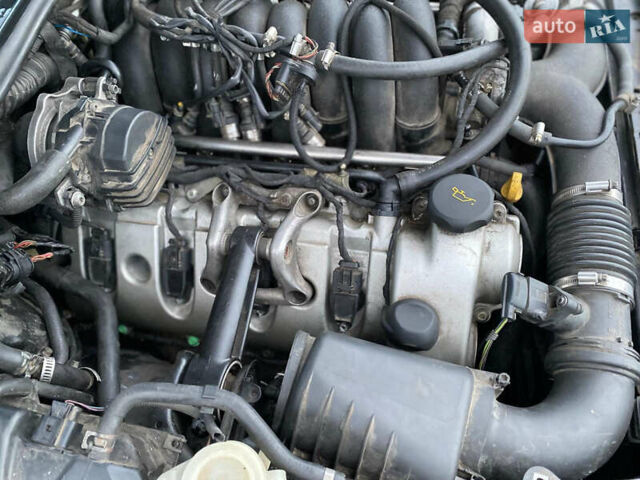 Черный Порше Каен, объемом двигателя 4.5 л и пробегом 378 тыс. км за 8200 $, фото 35 на Automoto.ua