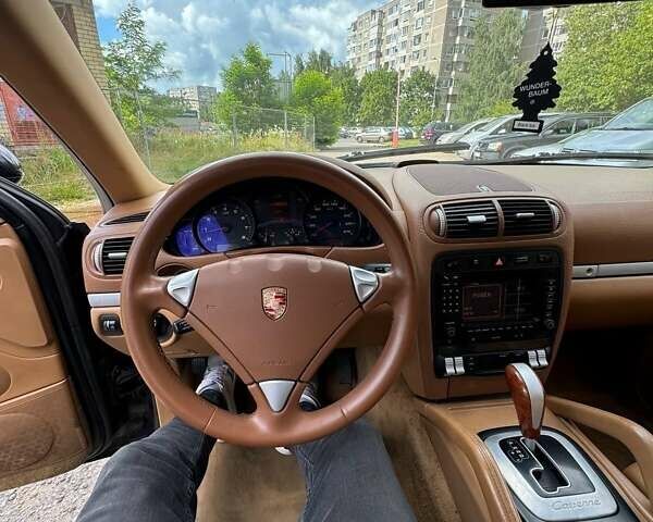 Порше Каен 2005 в Николаеве на Automoto.ua Черный Порше Каен, объемом двигателя 3.2 л и пробегом 200 тыс. км за 4600 $, фото 10 на Automoto.ua