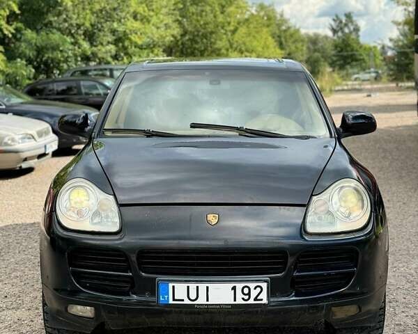 Порше Каен 2005 в Николаеве на Automoto.ua Черный Порше Каен, объемом двигателя 3.2 л и пробегом 200 тыс. км за 4600 $, фото 2 на Automoto.ua