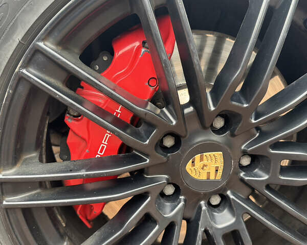 Чорний Порше Cayenne, об'ємом двигуна 4.5 л та пробігом 232 тис. км за 5950 $, фото 15 на Automoto.ua