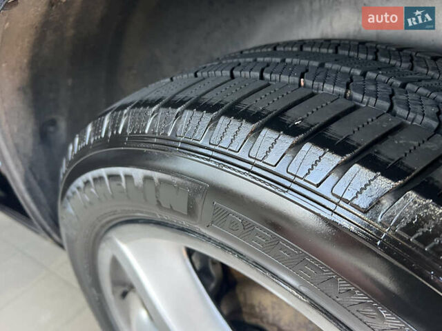 Черный Порше Каен, объемом двигателя 4.5 л и пробегом 378 тыс. км за 8200 $, фото 33 на Automoto.ua