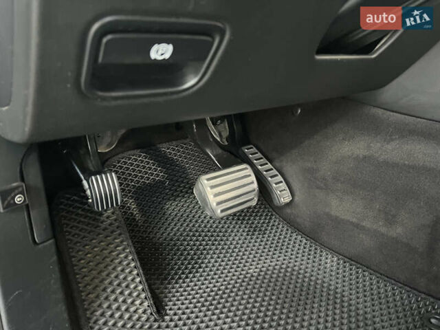 Черный Порше Каен, объемом двигателя 4.5 л и пробегом 378 тыс. км за 8200 $, фото 23 на Automoto.ua