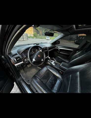Чорний Порше Cayenne, об'ємом двигуна 4.5 л та пробігом 335 тис. км за 8200 $, фото 24 на Automoto.ua