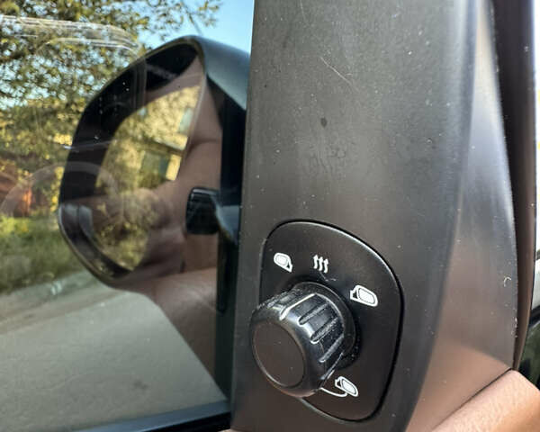 Черный Порше Каен, объемом двигателя 3.2 л и пробегом 137 тыс. км за 12000 $, фото 25 на Automoto.ua