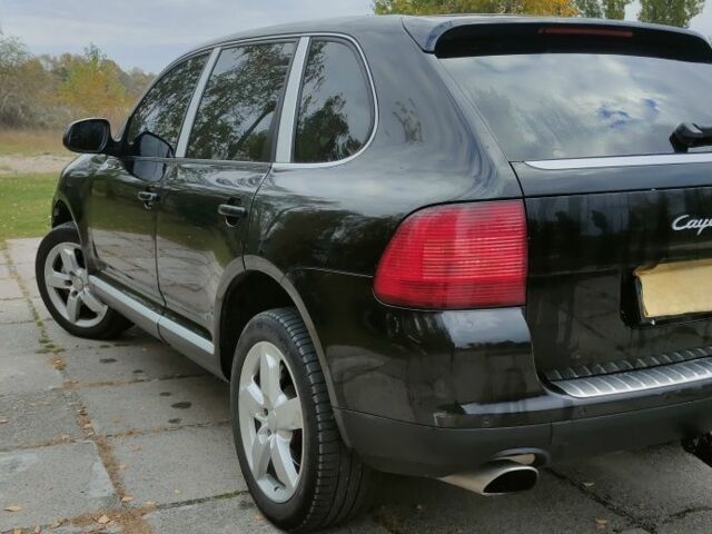 Порше Каен 2005 в Кременчуге на Automoto.ua Черный Порше Каен, объемом двигателя 4.5 л и пробегом 200 тыс. км за 6216 $, фото 8 на Automoto.ua