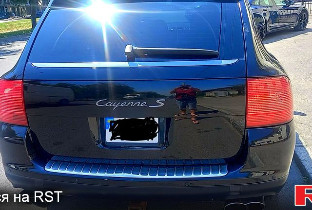 Чорний Порше Cayenne, об'ємом двигуна 4.5 л та пробігом 321 тис. км за 7399 $, фото 1 на Automoto.ua