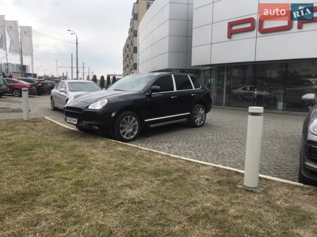 Черный Порше Каен, объемом двигателя 4.5 л и пробегом 220 тыс. км за 12200 $, фото 13 на Automoto.ua