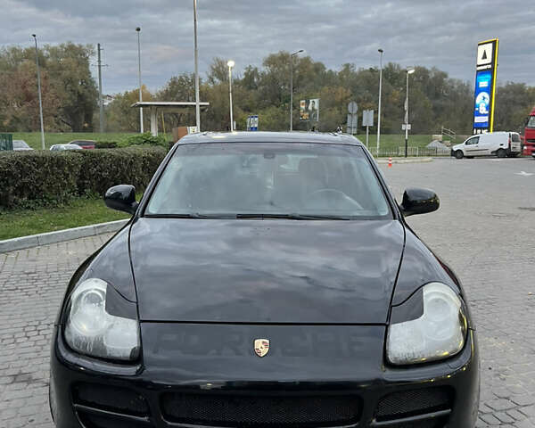 Чорний Порше Cayenne, об'ємом двигуна 4.51 л та пробігом 290 тис. км за 6900 $, фото 1 на Automoto.ua