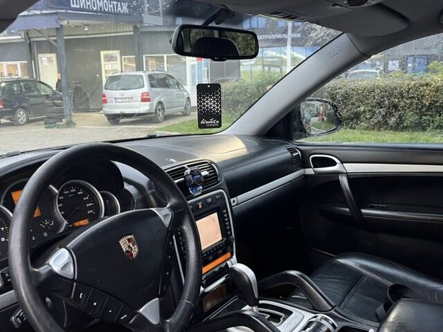 Чорний Порше Cayenne, об'ємом двигуна 4.5 л та пробігом 220 тис. км за 6900 $, фото 13 на Automoto.ua