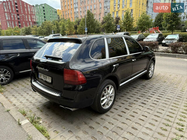 Чорний Порше Cayenne, об'ємом двигуна 4.5 л та пробігом 234 тис. км за 15900 $, фото 5 на Automoto.ua