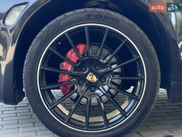 Чорний Порше Cayenne, об'ємом двигуна 4.5 л та пробігом 235 тис. км за 7999 $, фото 6 на Automoto.ua