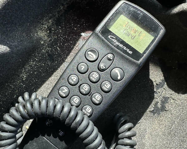 Чорний Порше Cayenne, об'ємом двигуна 4.5 л та пробігом 270 тис. км за 7500 $, фото 11 на Automoto.ua