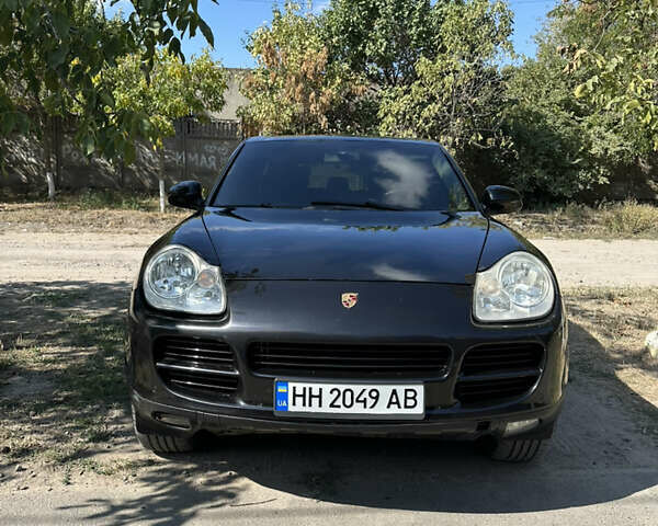 Чорний Порше Cayenne, об'ємом двигуна 4.5 л та пробігом 270 тис. км за 7500 $, фото 1 на Automoto.ua