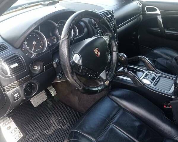 Чорний Порше Cayenne, об'ємом двигуна 4.5 л та пробігом 152 тис. км за 16553 $, фото 6 на Automoto.ua
