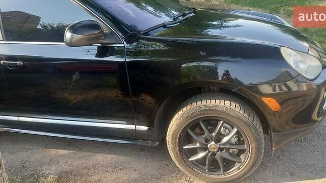 Черный Порше Каен, объемом двигателя 4.5 л и пробегом 325 тыс. км за 6500 $, фото 12 на Automoto.ua