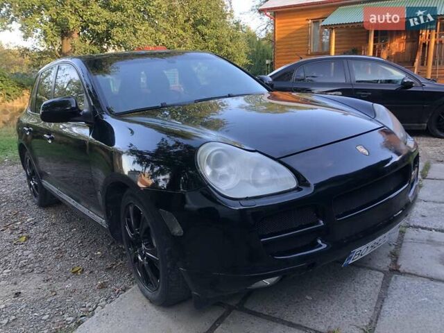 Чорний Порше Cayenne, об'ємом двигуна 4.5 л та пробігом 290 тис. км за 8999 $, фото 3 на Automoto.ua