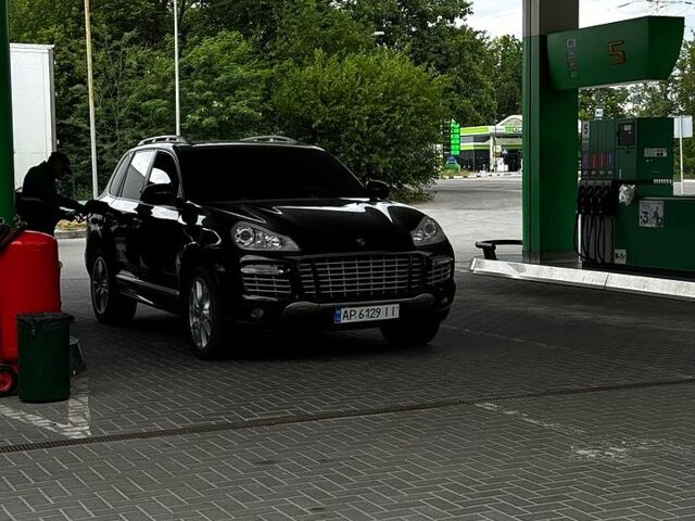 Чорний Порше Cayenne, об'ємом двигуна 4.5 л та пробігом 113 тис. км за 10500 $, фото 5 на Automoto.ua