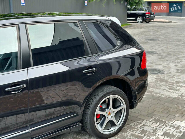 Черный Порше Каен, объемом двигателя 4.5 л и пробегом 153 тыс. км за 7790 $, фото 18 на Automoto.ua