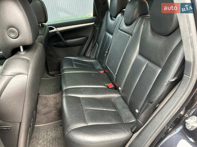 Черный Порше Каен, объемом двигателя 4.5 л и пробегом 153 тыс. км за 7790 $, фото 22 на Automoto.ua