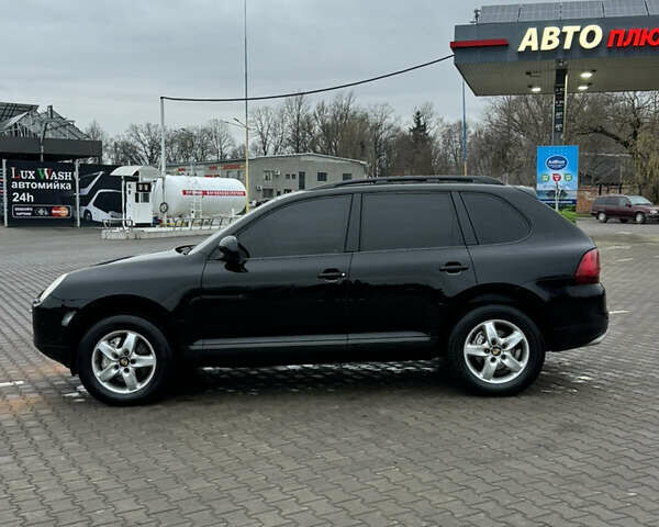 Чорний Порше Cayenne, об'ємом двигуна 4.51 л та пробігом 205 тис. км за 6300 $, фото 3 на Automoto.ua
