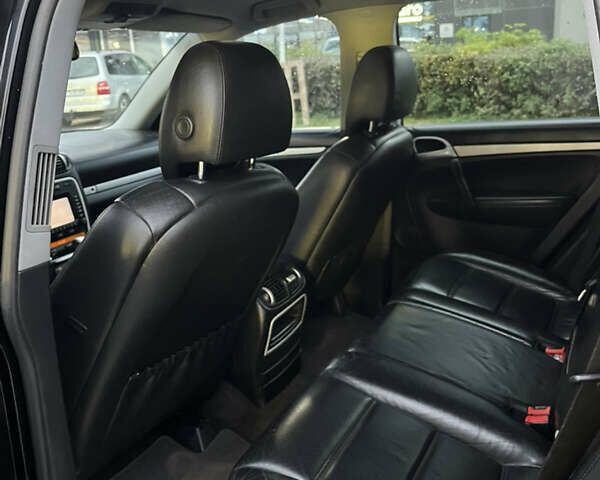 Чорний Порше Cayenne, об'ємом двигуна 4.51 л та пробігом 290 тис. км за 6900 $, фото 10 на Automoto.ua
