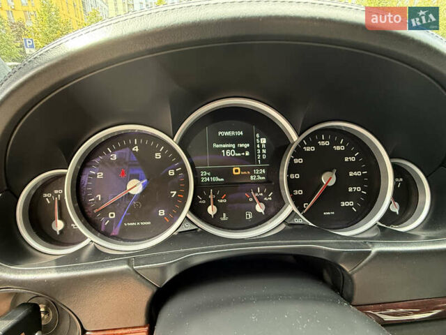Чорний Порше Cayenne, об'ємом двигуна 4.5 л та пробігом 234 тис. км за 15900 $, фото 10 на Automoto.ua