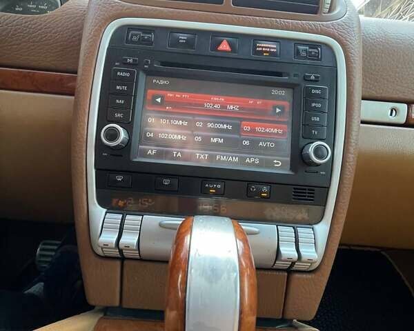 Черный Порше Каен, объемом двигателя 4.51 л и пробегом 172 тыс. км за 9500 $, фото 14 на Automoto.ua