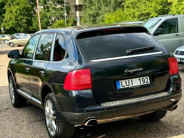 Чорний Порше Cayenne, об'ємом двигуна 3.2 л та пробігом 200 тис. км за 4900 $, фото 1 на Automoto.ua