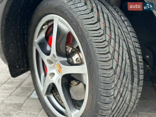 Черный Порше Каен, объемом двигателя 4.5 л и пробегом 153 тыс. км за 7790 $, фото 6 на Automoto.ua