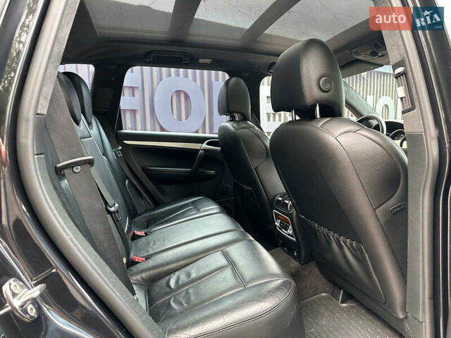 Черный Порше Каен, объемом двигателя 4.5 л и пробегом 153 тыс. км за 7790 $, фото 23 на Automoto.ua